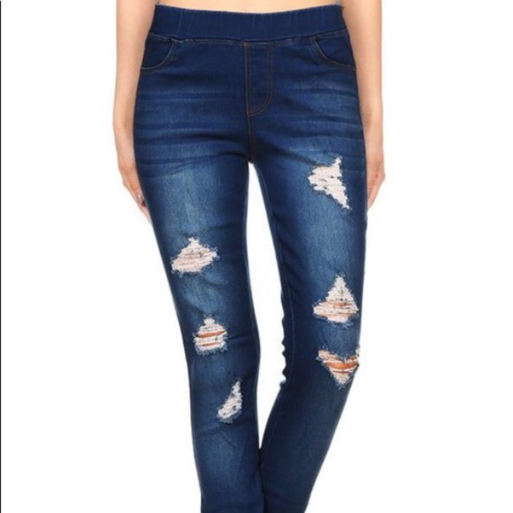 Ripped pull on jeggings